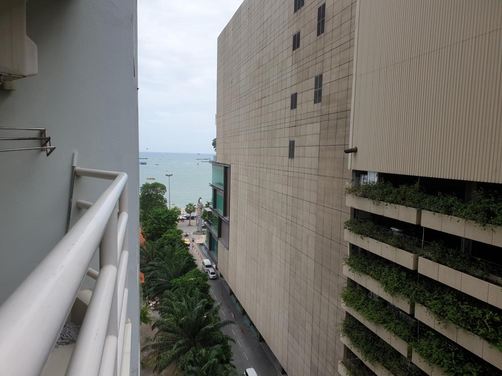 View Talay 6 Pattaya Beach By Cando Bagian luar foto